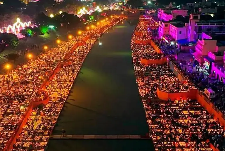 Deepotsav at Ram ki Paidi — tiers of lit lamps covering the steps down to the Saryu